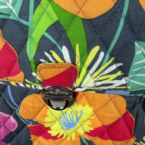 Vera Bradley Multicolor Floral Crossbody Bag excellent condition - Picture 3 of 5